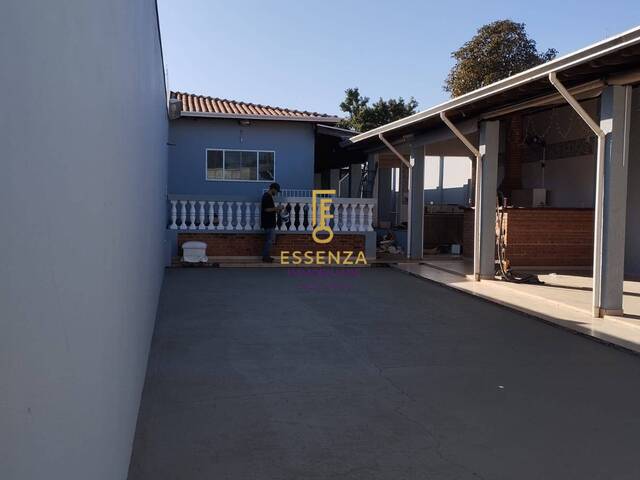 Casa para Venda em Rio Claro - 2